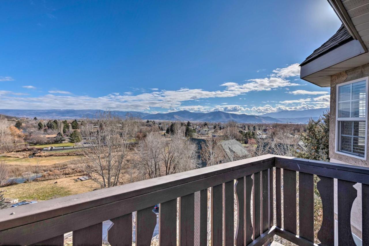 Large, Cozy Midway Studio With Mountain Views! Buitenkant foto